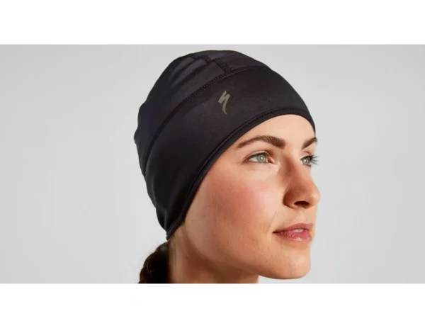64821 050 APP PRIME SERIES THERMAL BEANIE BLK OSFA FRONT 3 4