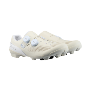 Chaussure Gravel Shimano SH-RX710 vue de profil, avec double serrage BOA® pour un ajustement précis.